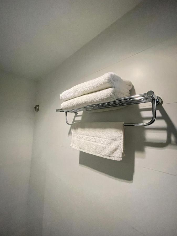 New World Express Motel Bintulu Buitenkant foto